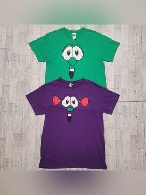 Vintage VeggieTales LarryBoy Larry Cucumber Green Purple Shirt Bundle Men's M